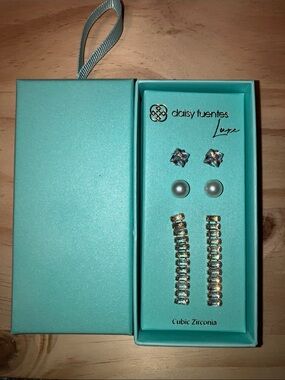 Daisy Fuentes Luxe Aqua & Gold Earring Gift Set - CZ, Pearl & Drop Styles New